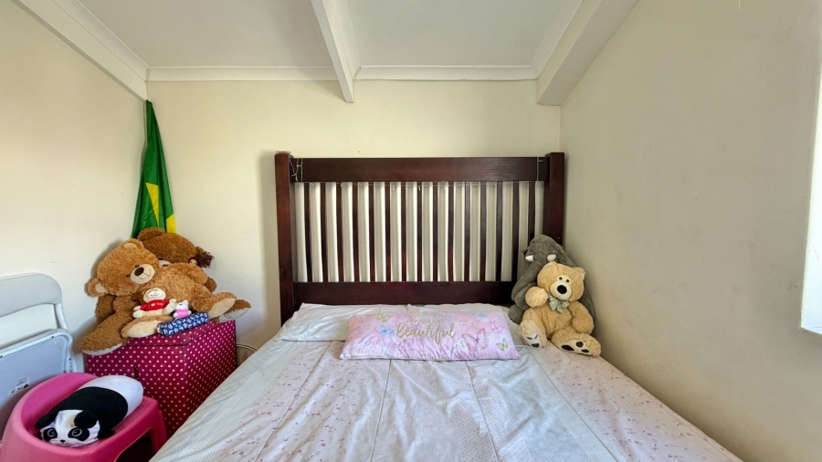 2 Bedroom Property for Sale in Gordons Bay Central Western Cape